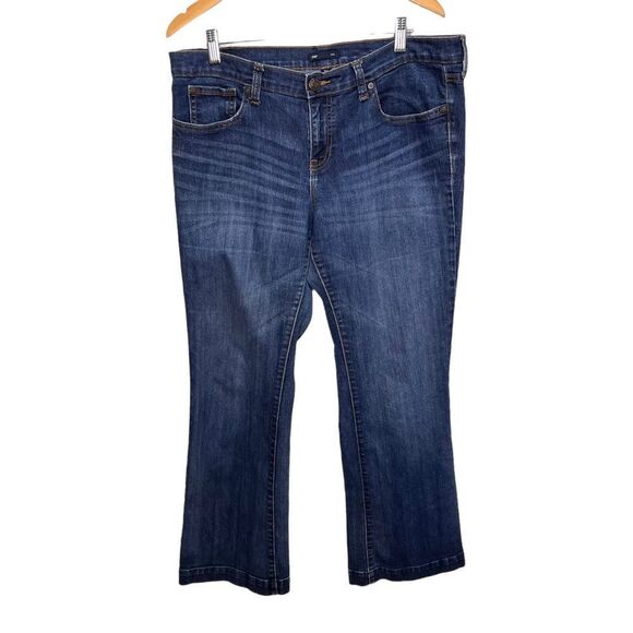 Gap Bootcut Jeans Size 14/32 - Picture 1 of 8